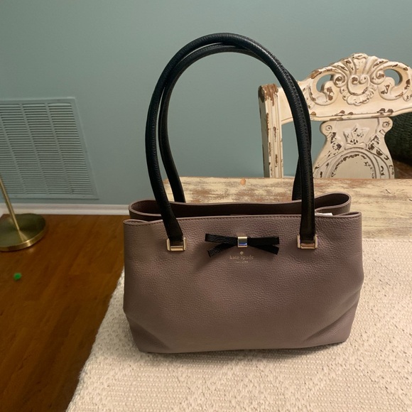 Kate Spade Mauve Tote with Black Accents - Picture 1 of 7